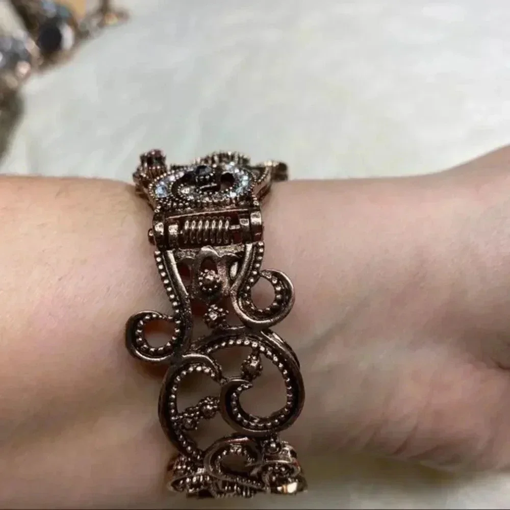 - Vintage multicolor women bracelet NEW